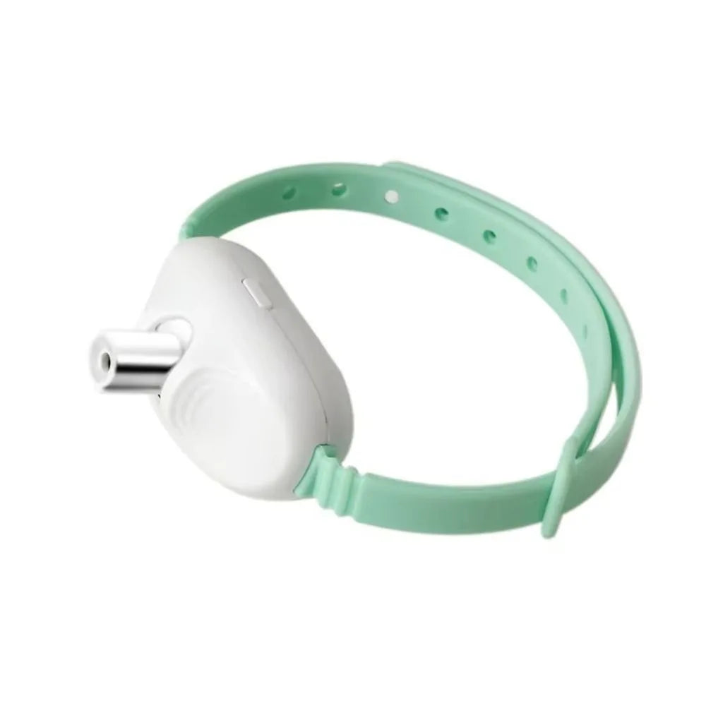 LED Light-Up Collar for Cats – Glow Safety Accessory
